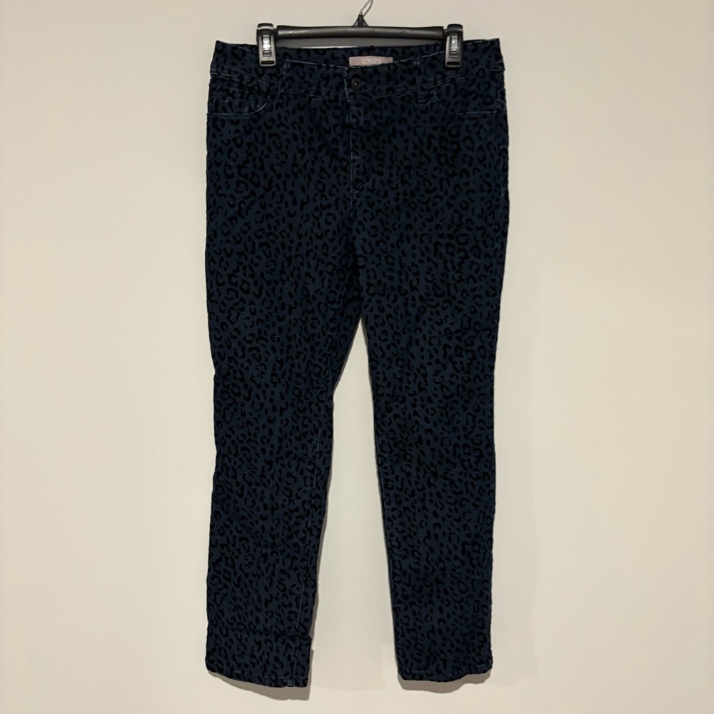 CHICO'S Denim Jeans Flocked Velvet Leopard Stretch Blue Black size 1.5 short